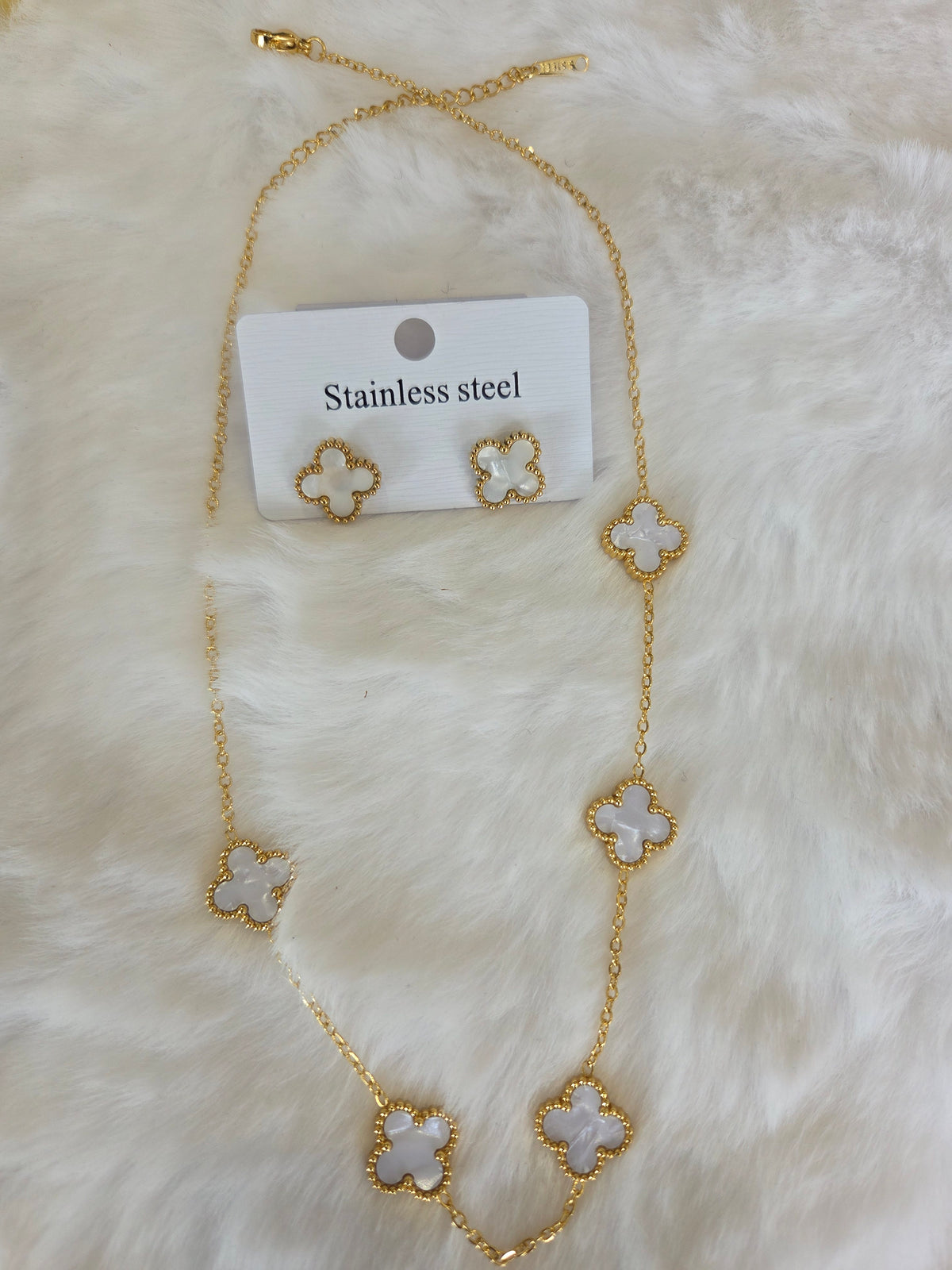 Cloverleaf jewellery set