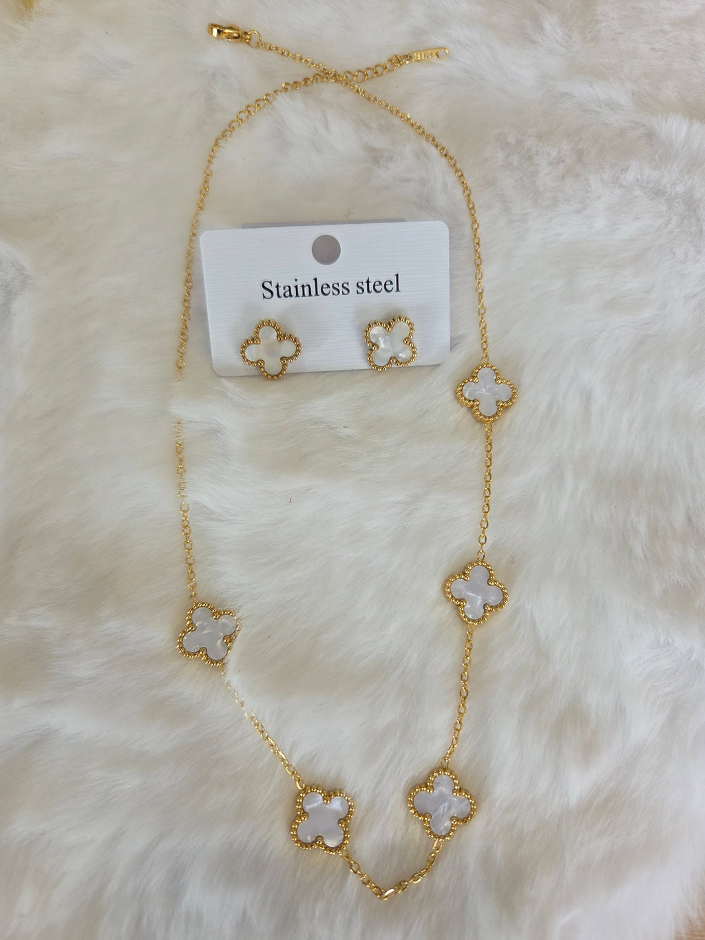 Cloverleaf jewellery set